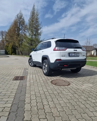 Jeep Cherokee cena 96000 przebieg: 72000, rok produkcji 2019 z Katowice małe 352